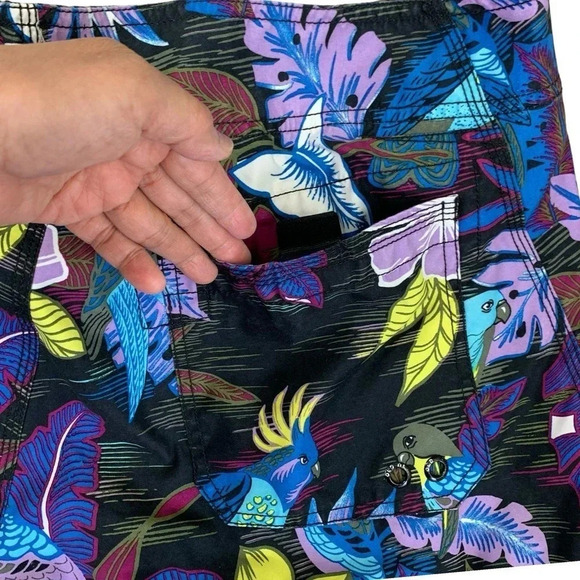 Coyote Swimwear Tropical Beach Surf Board Shorts Men Size L Unlined Multicolor - Picture 8 of 14